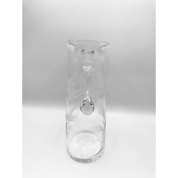 Vintage etched floral and butterflies hand blown cocktail pitcher with mixer. - Picture 4 of 12